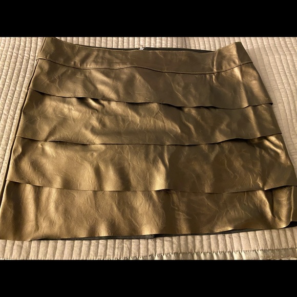 Forever 21 Dresses & Skirts - Faux Leather Forever XXI Mini Skirt